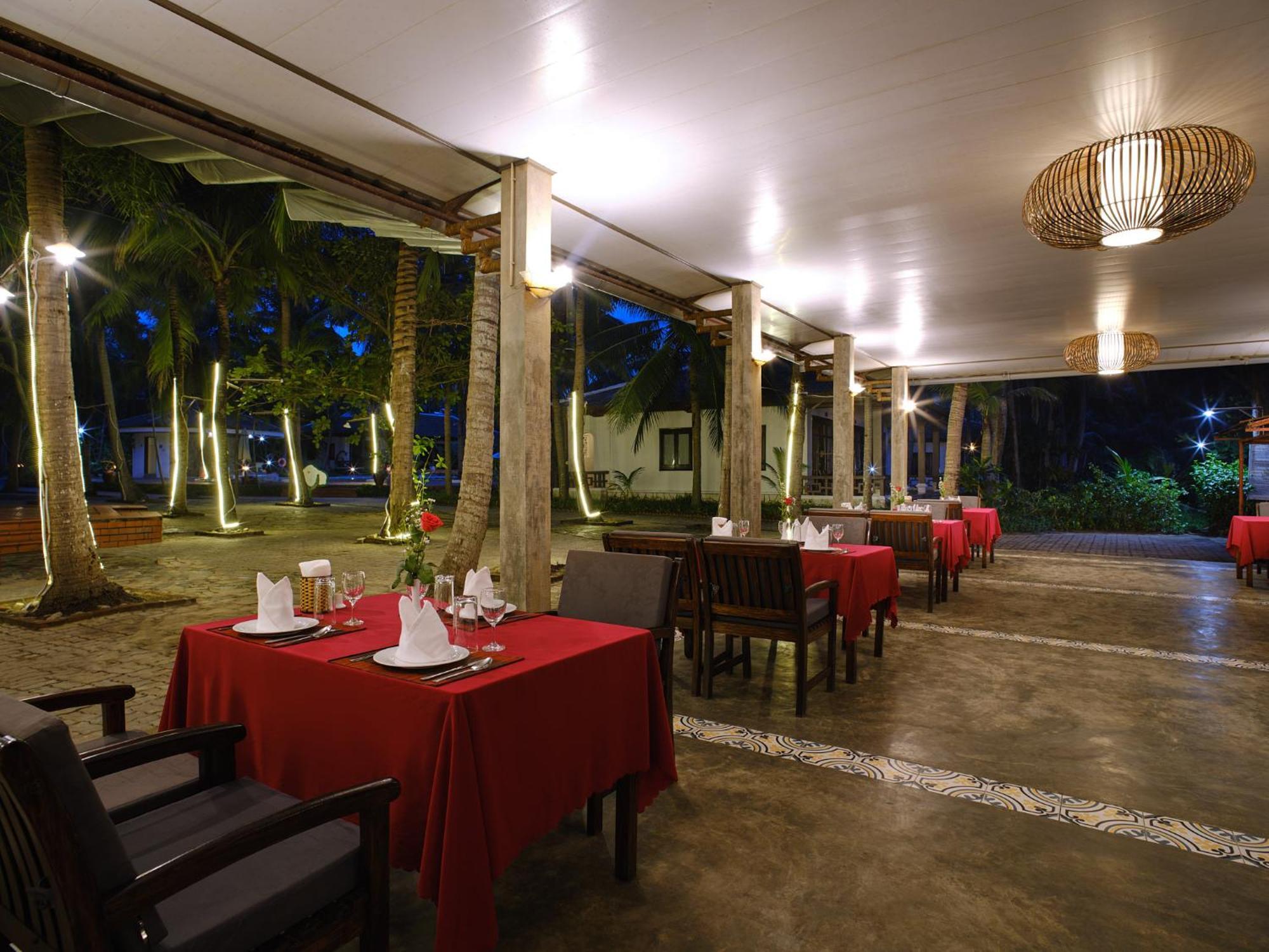 Lang Co Beach Resort Exterior foto